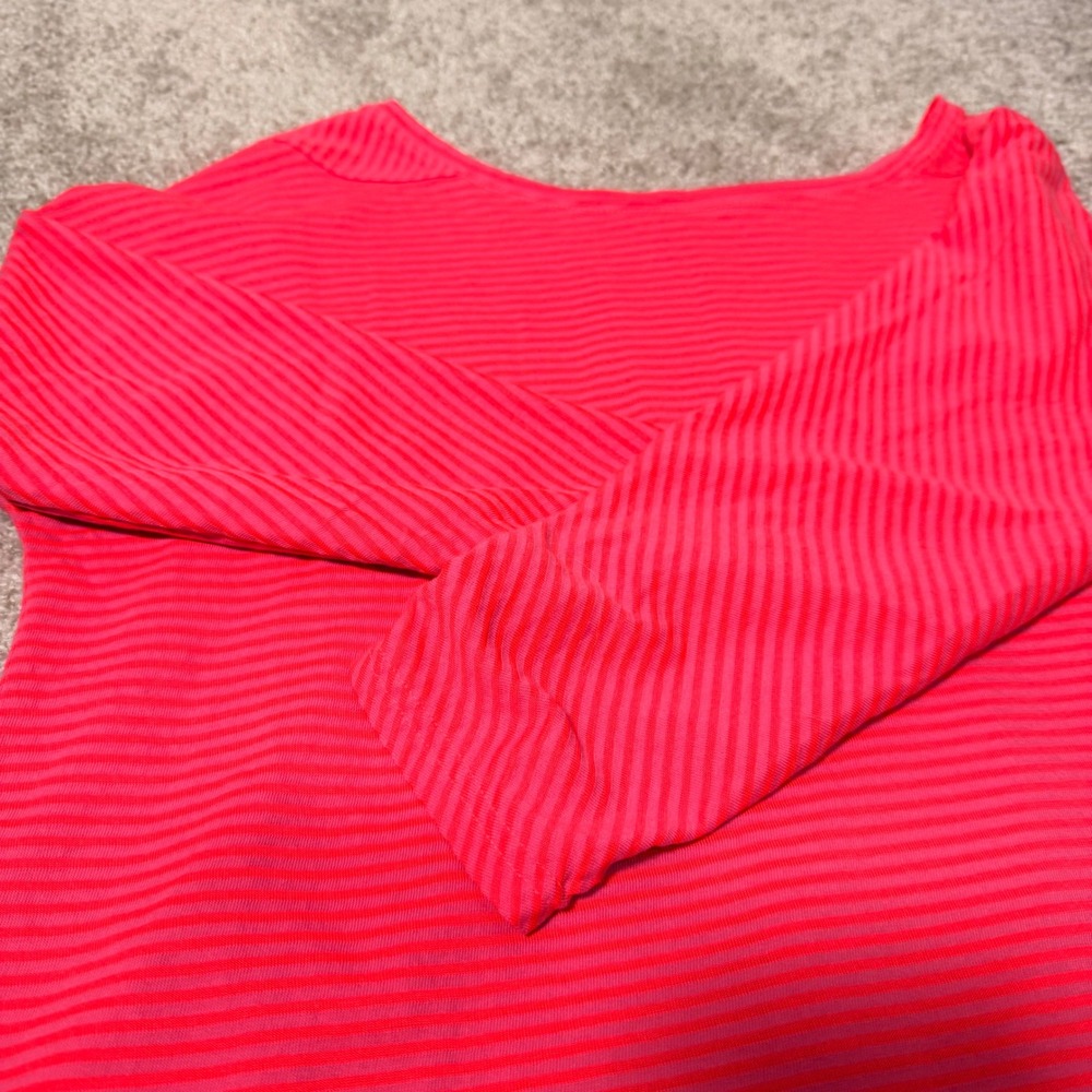 Be Inspired Women Neon Pink Orange Striped Activewear Top Pleated Back Large